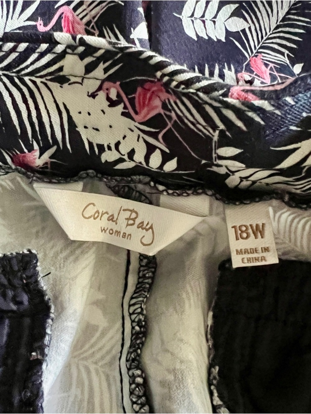 Coral Bay Woman Bermuda Shorts - Picture 3 of 8